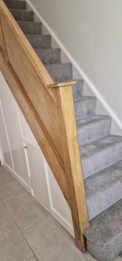 Shm Stays Leicester. Newly Renovated!! 15 Min Drive From City Centre, University. 9 Min Drive To Leicester City Stadium, 5 Min Drive To M1 & M69. 2 Min Walk To Bus Stop. Extérieur photo