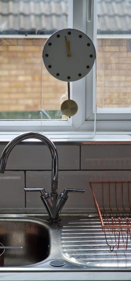 Shm Stays Leicester. Newly Renovated!! 15 Min Drive From City Centre, University. 9 Min Drive To Leicester City Stadium, 5 Min Drive To M1 & M69. 2 Min Walk To Bus Stop. Extérieur photo