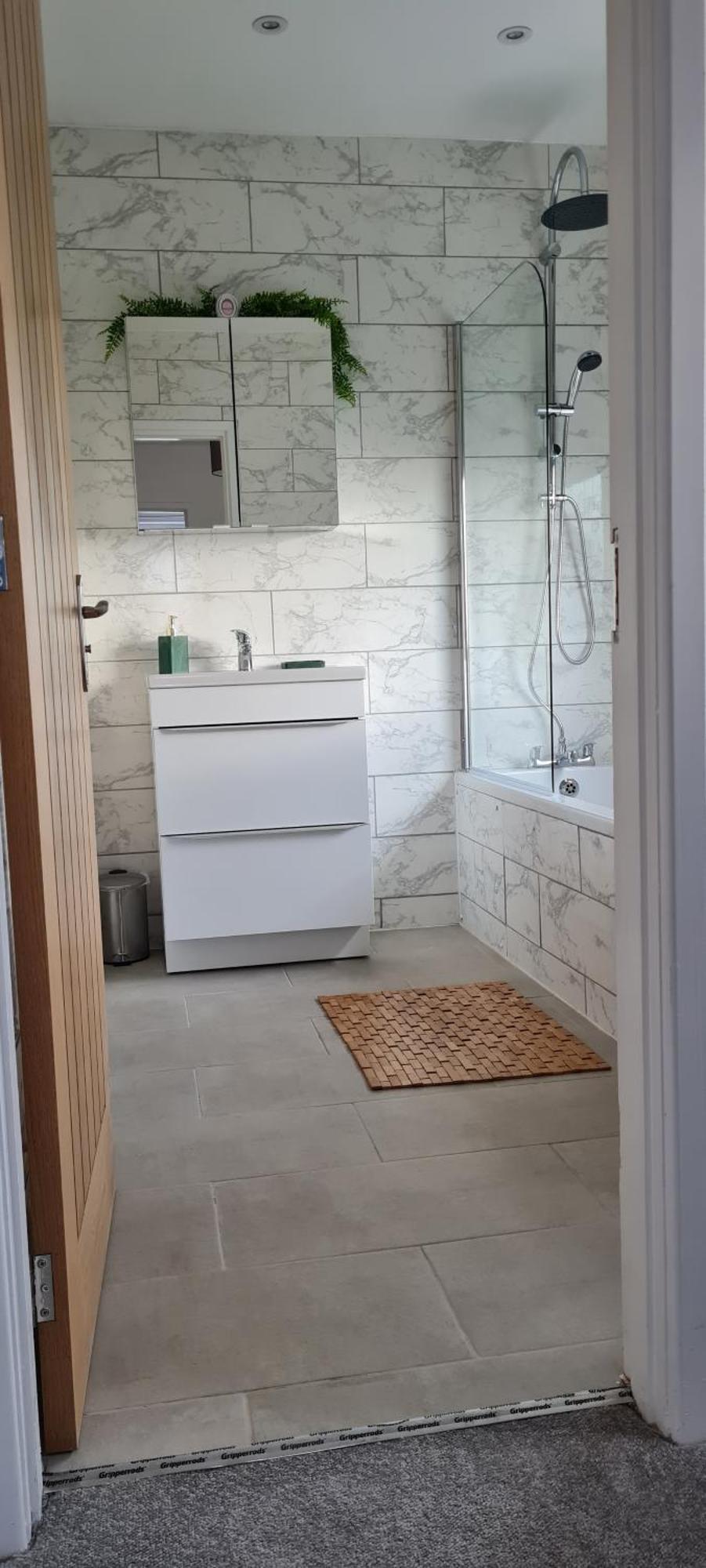 Shm Stays Leicester. Newly Renovated!! 15 Min Drive From City Centre, University. 9 Min Drive To Leicester City Stadium, 5 Min Drive To M1 & M69. 2 Min Walk To Bus Stop. Extérieur photo