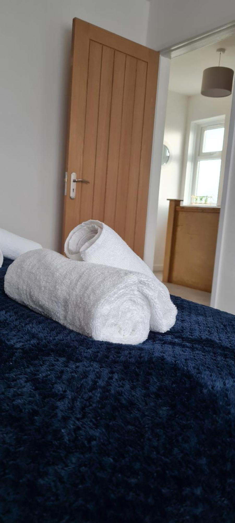 Shm Stays Leicester. Newly Renovated!! 15 Min Drive From City Centre, University. 9 Min Drive To Leicester City Stadium, 5 Min Drive To M1 & M69. 2 Min Walk To Bus Stop. Extérieur photo